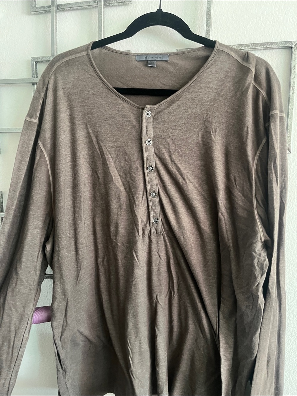 John Varvatos Long Sleeve Henley in Taupe-Brown